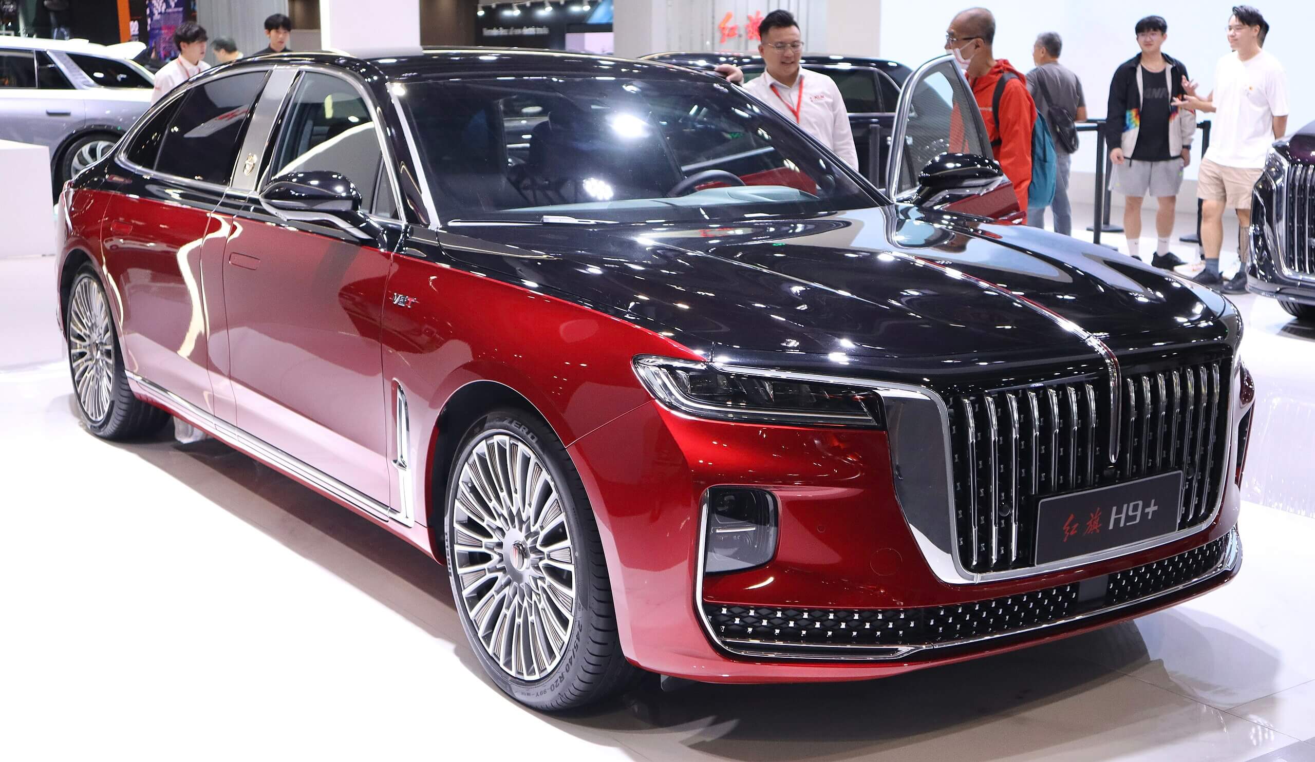 Automotriz Hongqi inicia operaciones en México