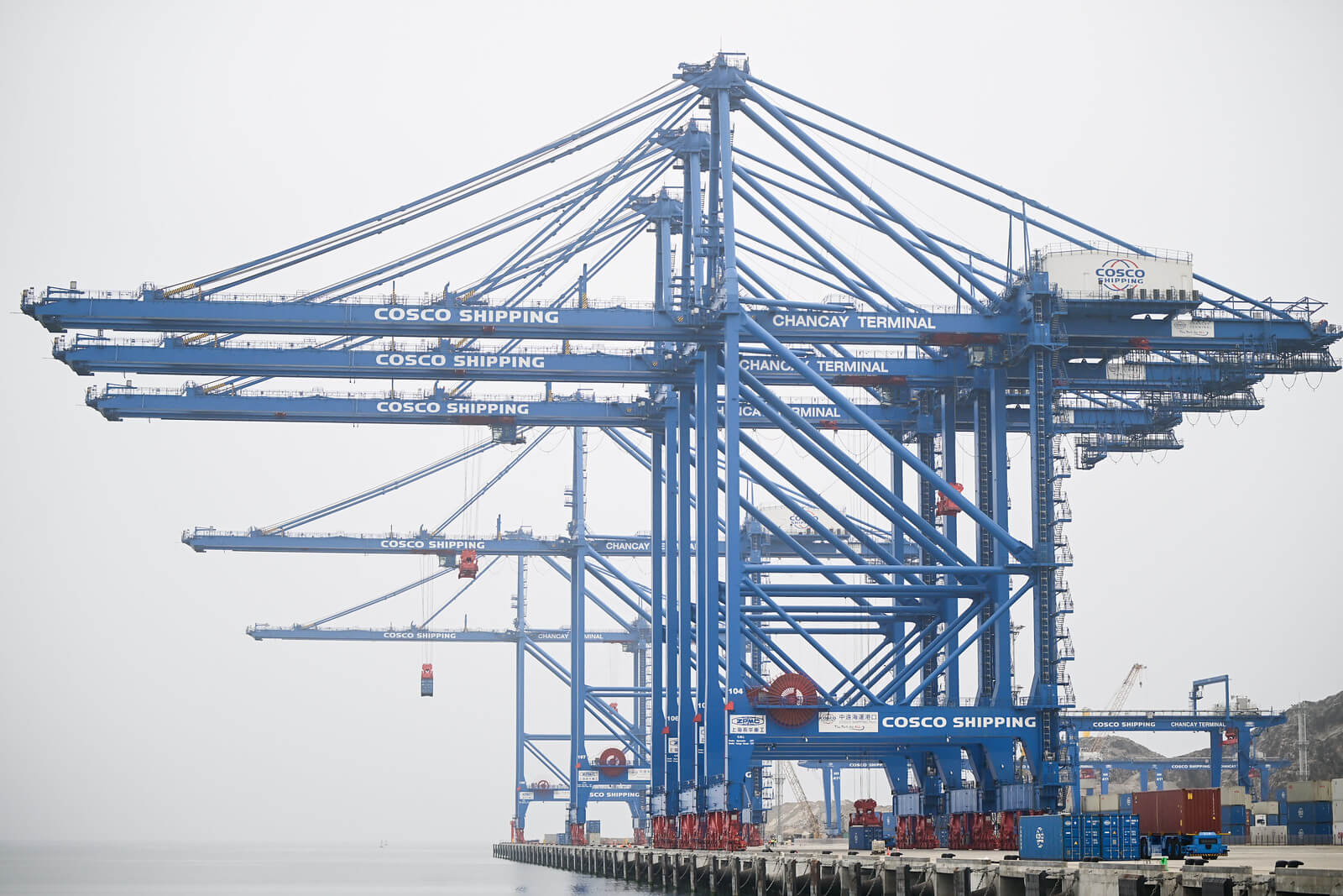 China se aleja comercialmente de México y se acerca a Perú