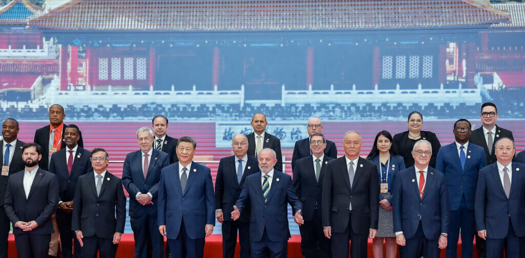 Iniciativa de la Franja y la Ruta: Oportunidades y desafíos