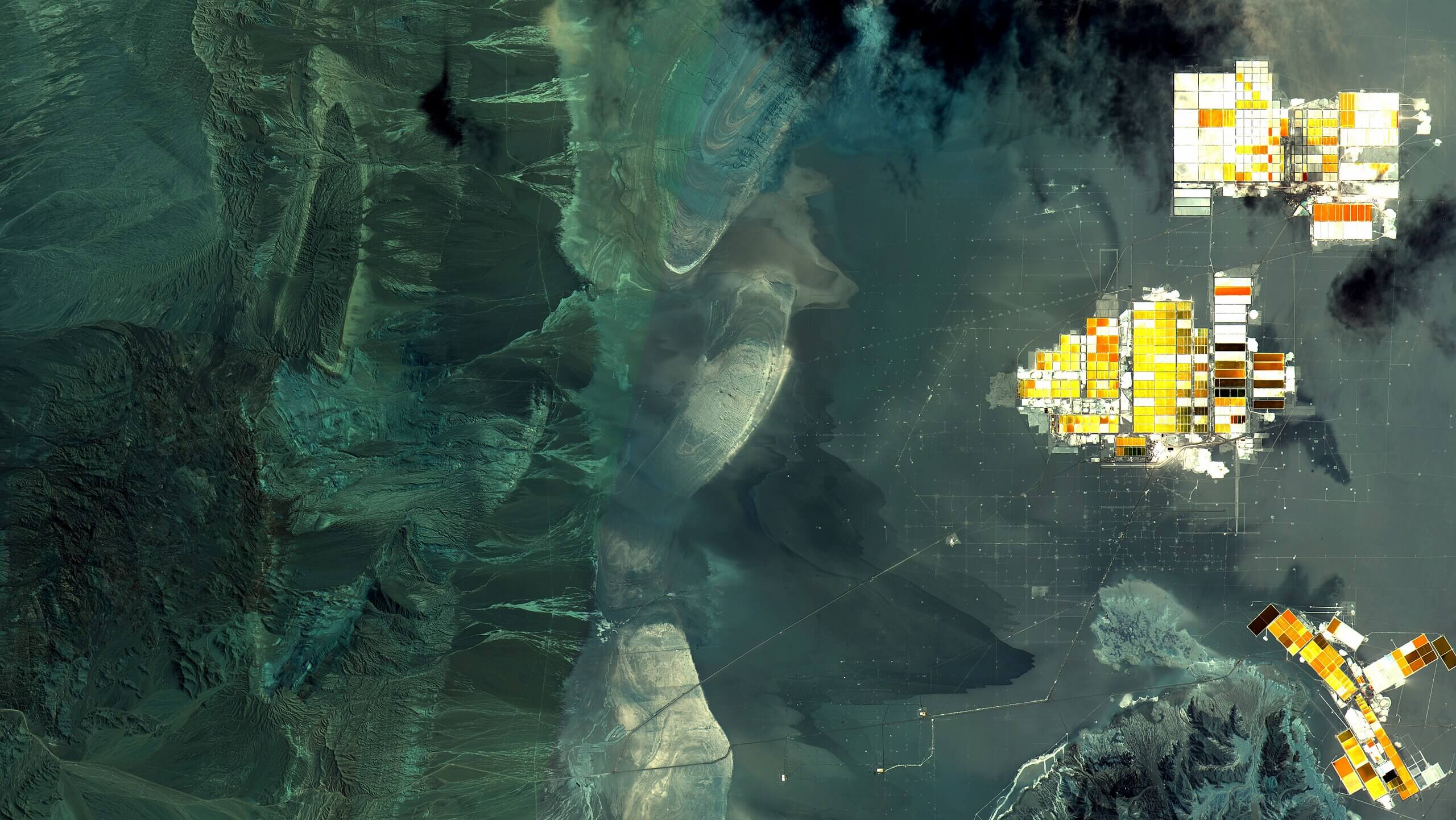 Las empresas chinas Tsingshan y BYD se retiran de proyectos de litio en Chile