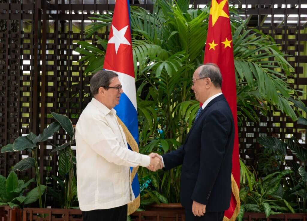 Encuentro bilateral de alto nivel entre Cuba y China