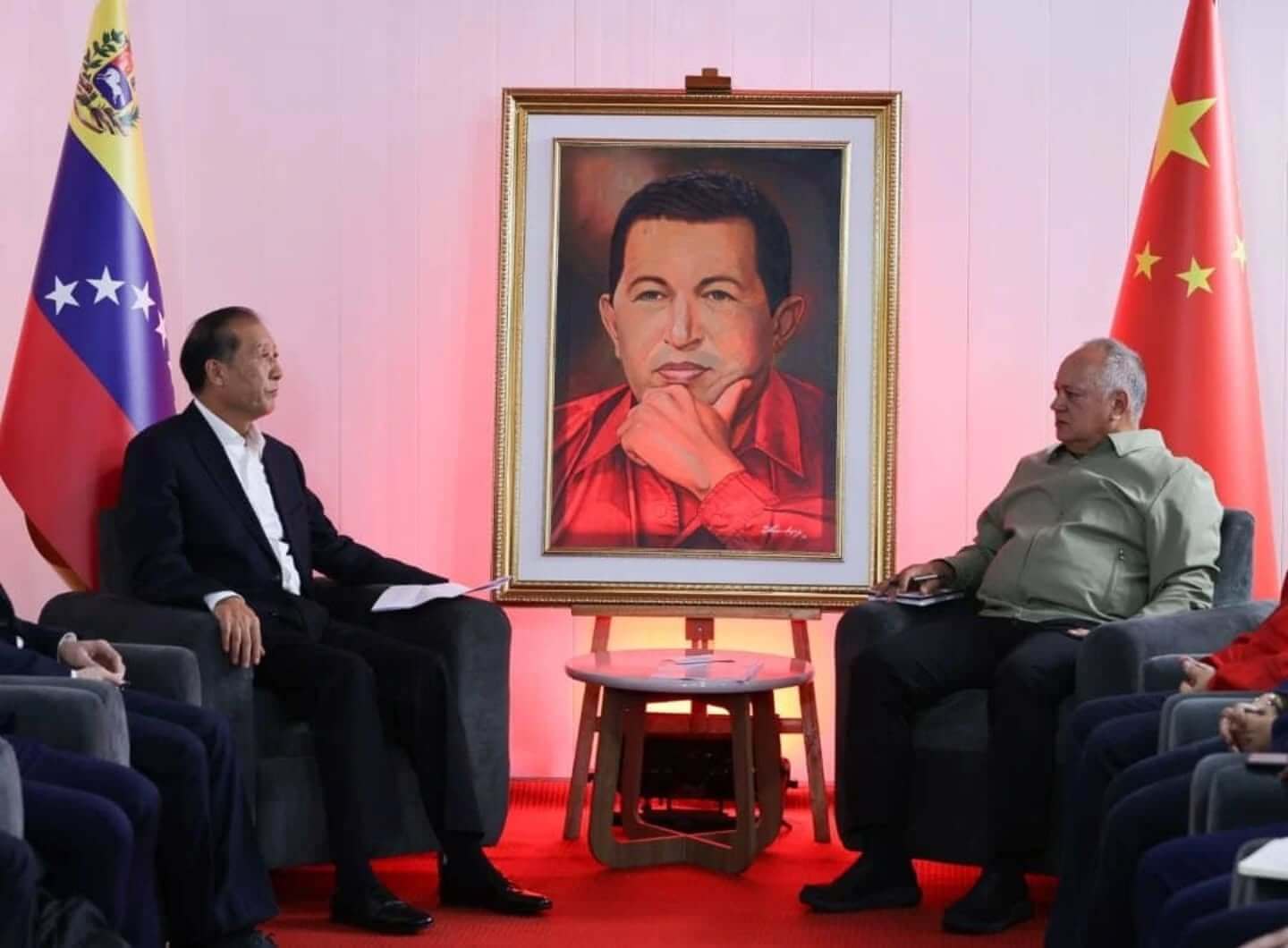 Encuentro bilateral de alto nivel entre Venezuela y China
