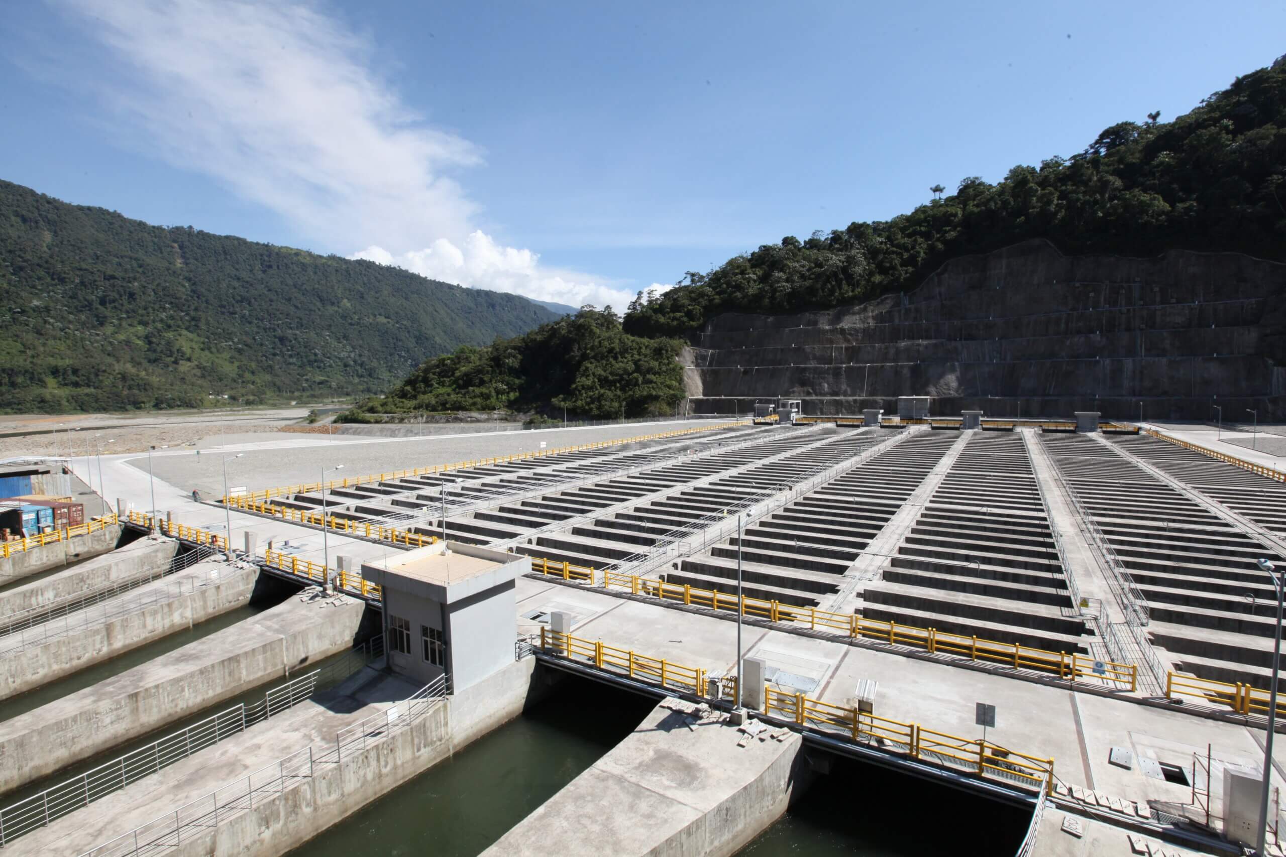 Ecuador entrega operación de Coca Codo Sinclair a PowerChina